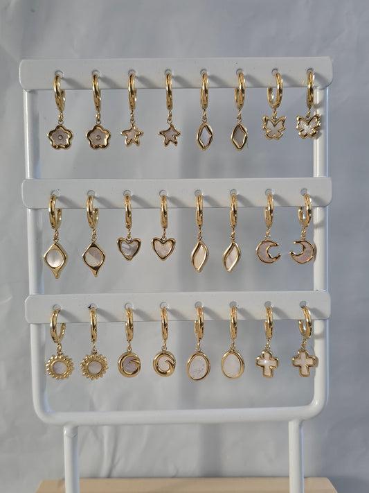 Collection "Éclat & Nacre" – Les Créoles Symboliques
Prix : 17,00 €