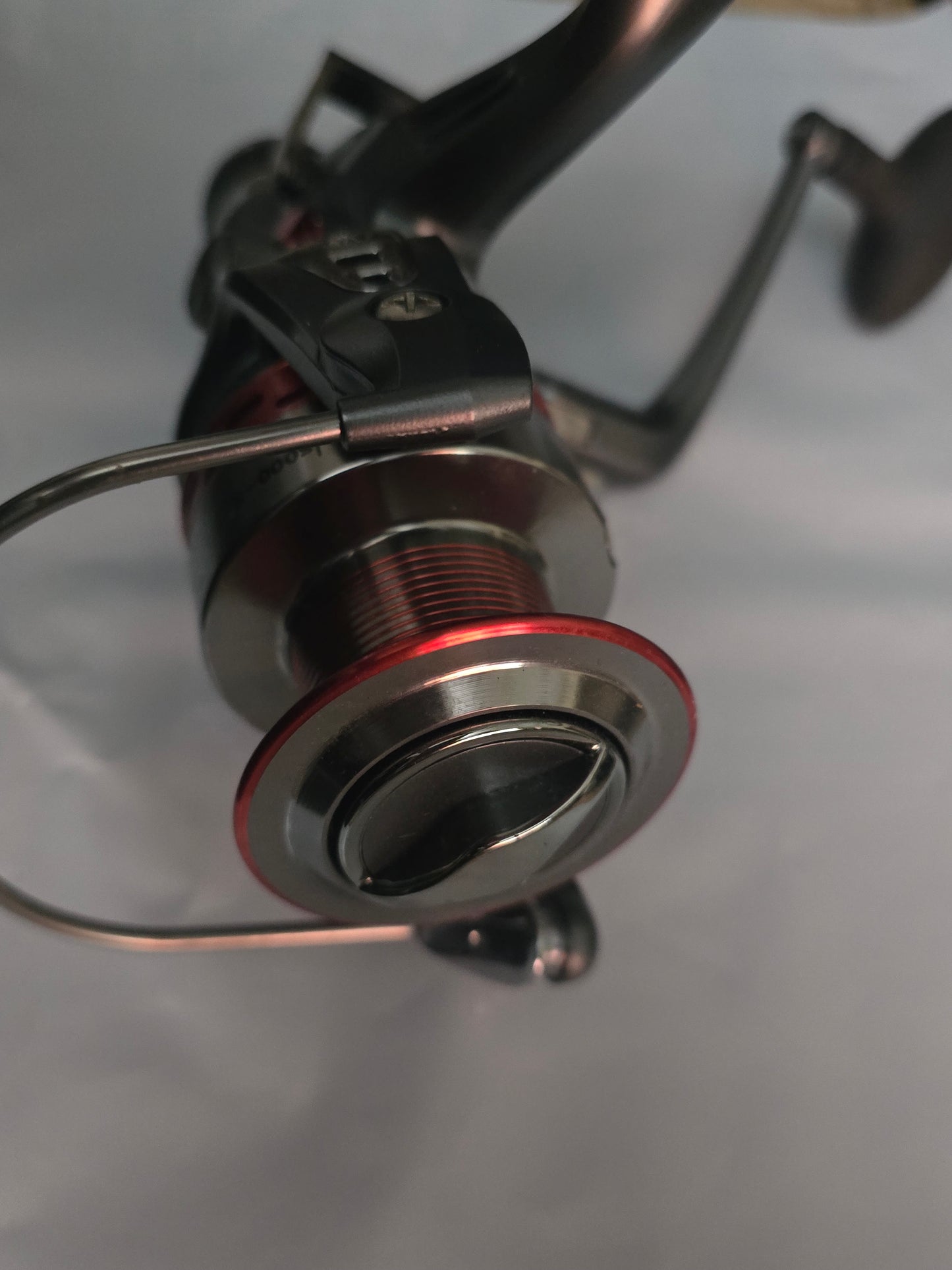 "Moulinet Spinning 4 Roulements – Performance & Design" attention pas de boîte disponible avec.