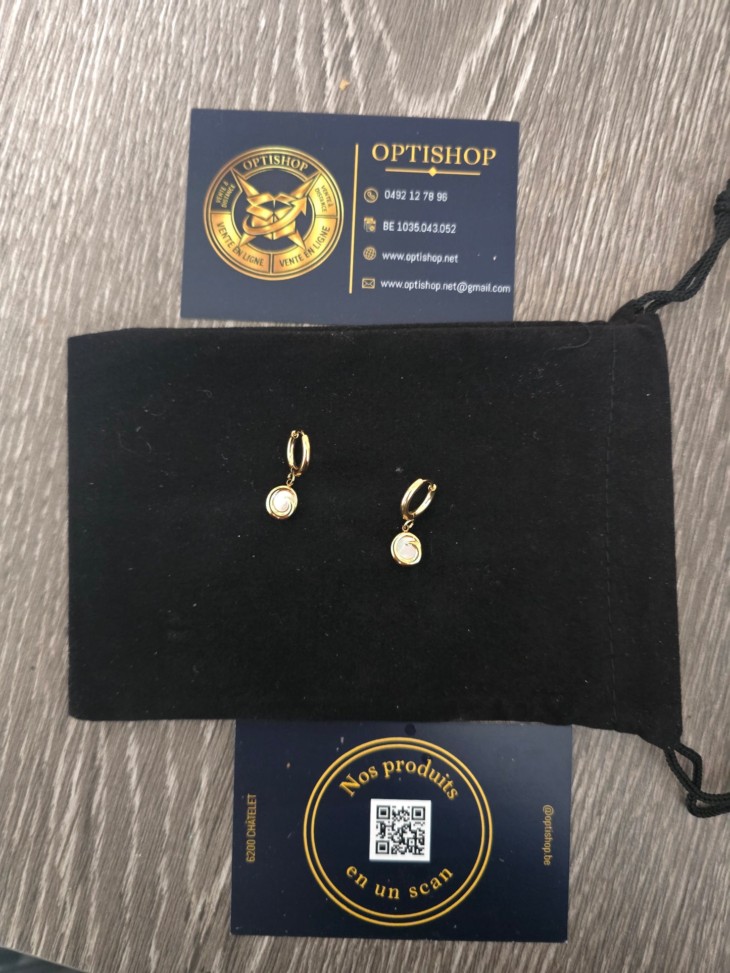 Boucles d'oreilles Mini-Créoles Vague Nacre