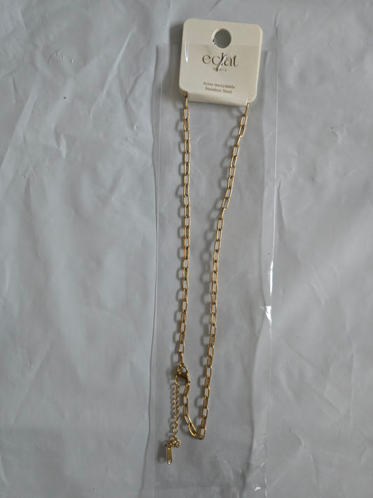 Collier "Soleil Souriant" Doré – Éclat Paris
Prix : 19,00 €